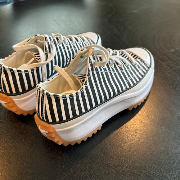 Womens Converse Run Star Hike Platform Sneakers - Picture 2 of 6